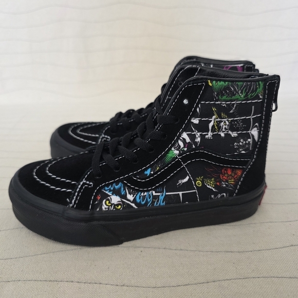 Vans Youth X Disney Villain Black Multicolor Sk8-Hi Zip Shoes Sneakers Sz 12.5 - Picture 2 of 10